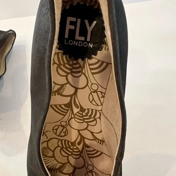 Fly London Yaz Cupido Wedge Slip On Shoe in size US 7.5-8 EU 38 Green - Picture 6 of 16